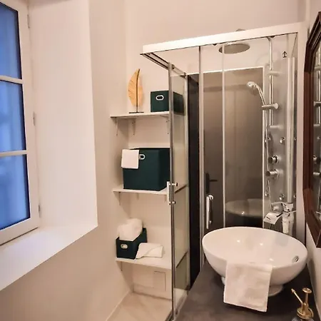 Apartment L'art Deco 3 Etoiles Wifi, Netflix, Disney, Coeur De Bastide Villefranche-de-Rouergue