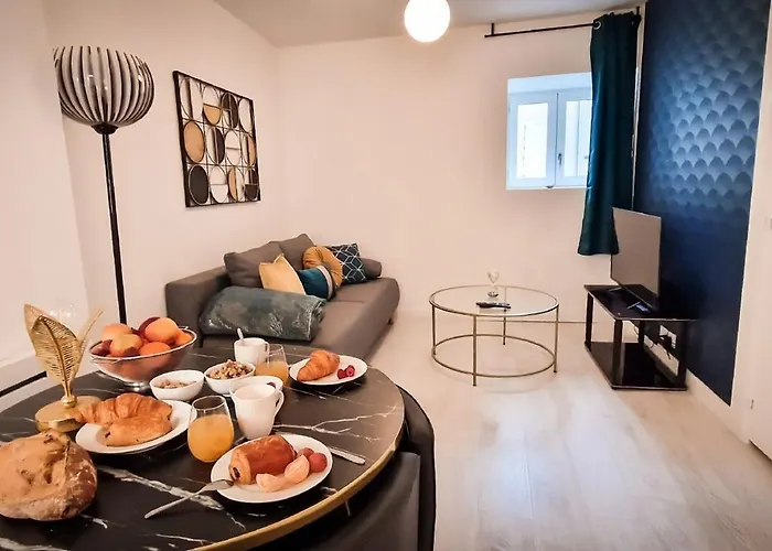 L'art Déco 3 étoiles Wifi, Netflix, Disney, Coeur De Bastide Villefranche-de-Rouergue